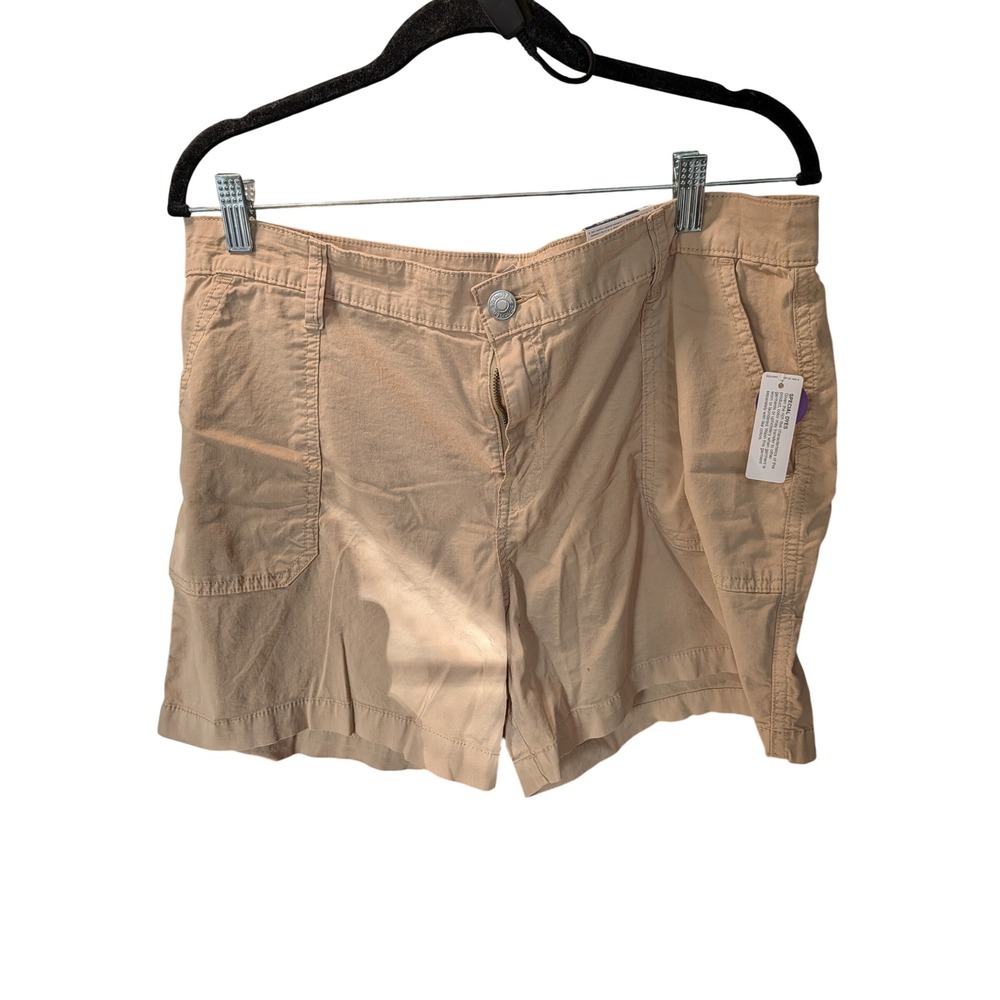St. John's Bay Utility Shorts Women 16 Tan NEW Mid-Rise 5" Inseam Easy Fit